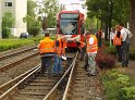 KVB Bahn entgleist Koeln Suelz Hermeskeilerstr Am Beethovenpark P109